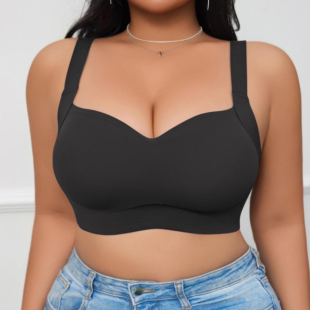 Plus Size Women's Seamless Breathable Push-Up Sports Bra with Supportive Beautiful Back Design