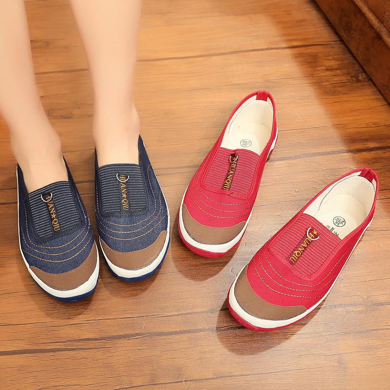 Women's Autumn Non-Slip Soft Sole Shoes - Comfortable Flat Bottom for Middle-Aged & Elderly