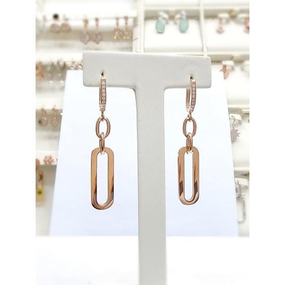 

Rodum Save Zone 05 Rodum 14Kgp Big Square Chain Earrings 01 Rrd24020039 (33525723)