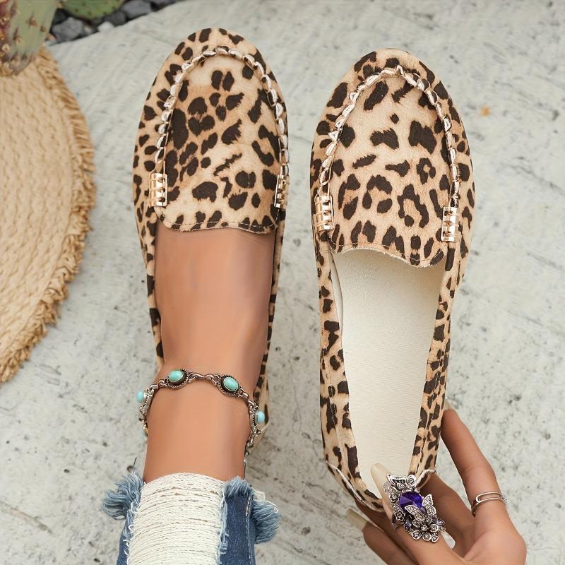 Women's Leopard Print Slip-On Flats - Lightweight Fabric Upper Durable PU Sole Round Toe Comfort for All-Season Casual Wear Animal Print Fashion Shoes