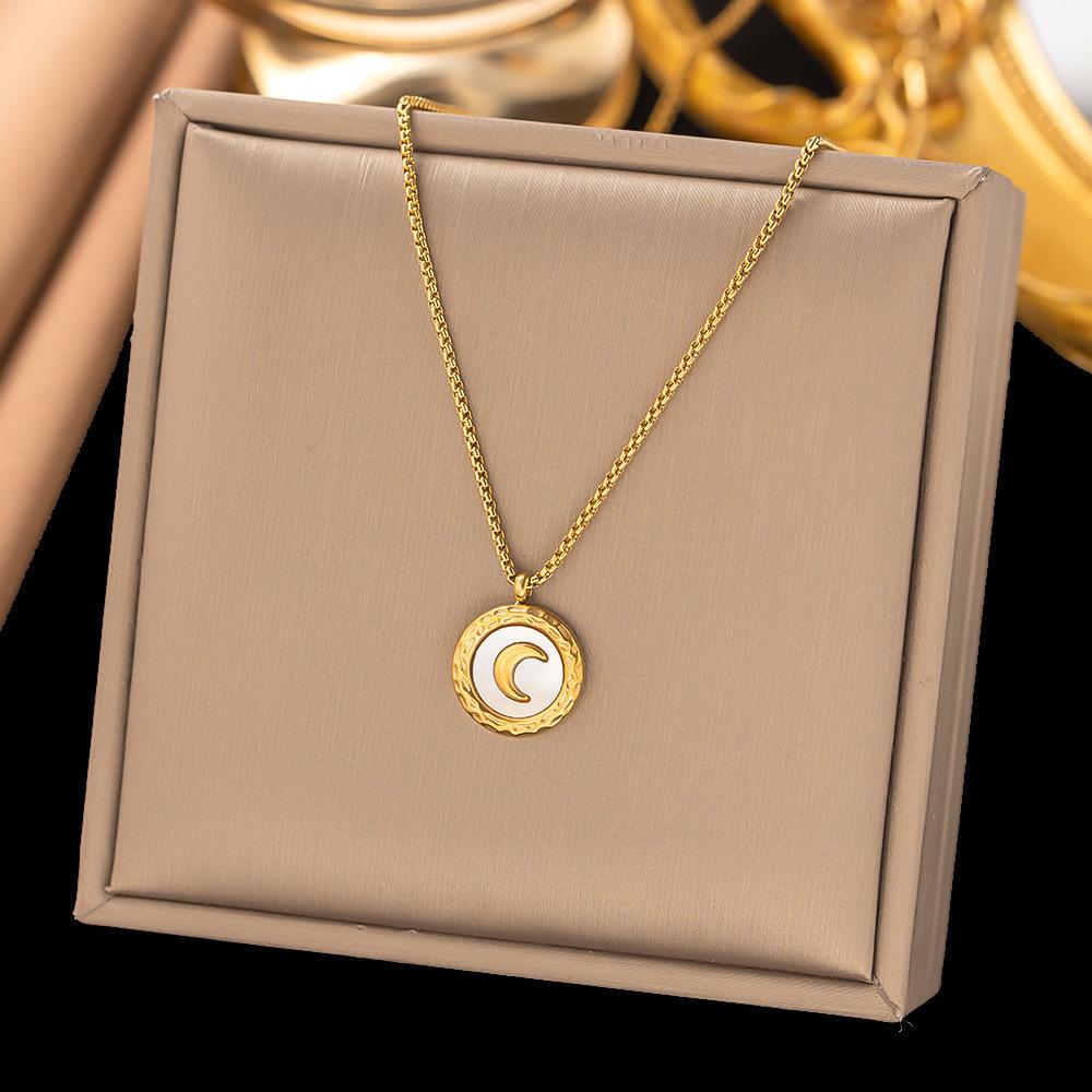 Elegant Titanium Steel Clavicle Necklace for Women - Trendy, Durable, and Fashionable