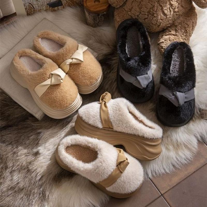 Fuzzy Home Slippers for Women Chunky Platform Cozy Faux Fur House Shoes Women's Winter Warm Non-Slip Memory Foam Slippers for Indoor and Outdoor