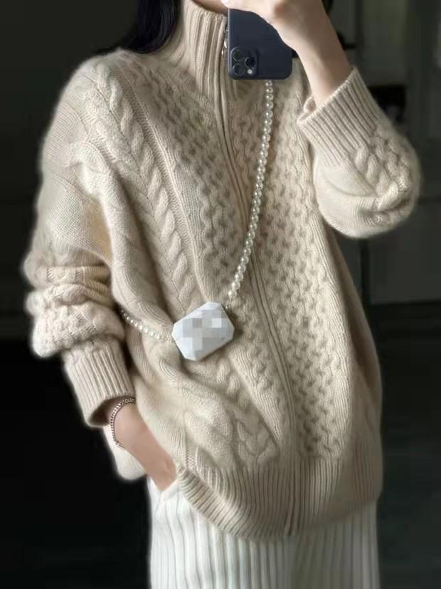 Women's Wool Cable Knit V-Neck Cardigan - Loose Fit, Zipper, Plus Size, Thick for Autumn/Winter