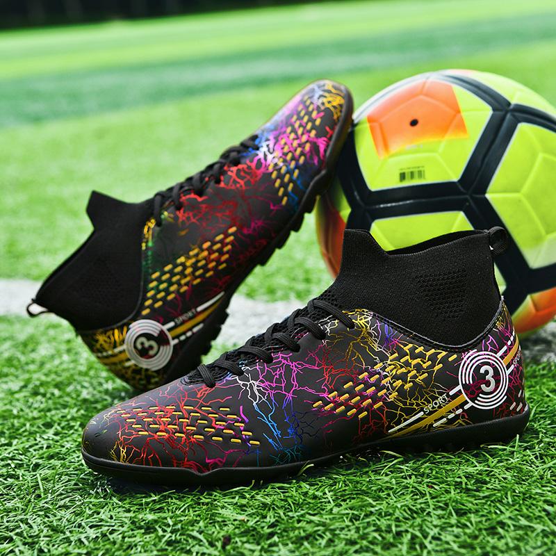 Fashion Men Soccer Shoes Kids Football Boots Women Breathable Soccer Cleats Antiskid Chaussure Football TF/FG Outdoor Football Shoes