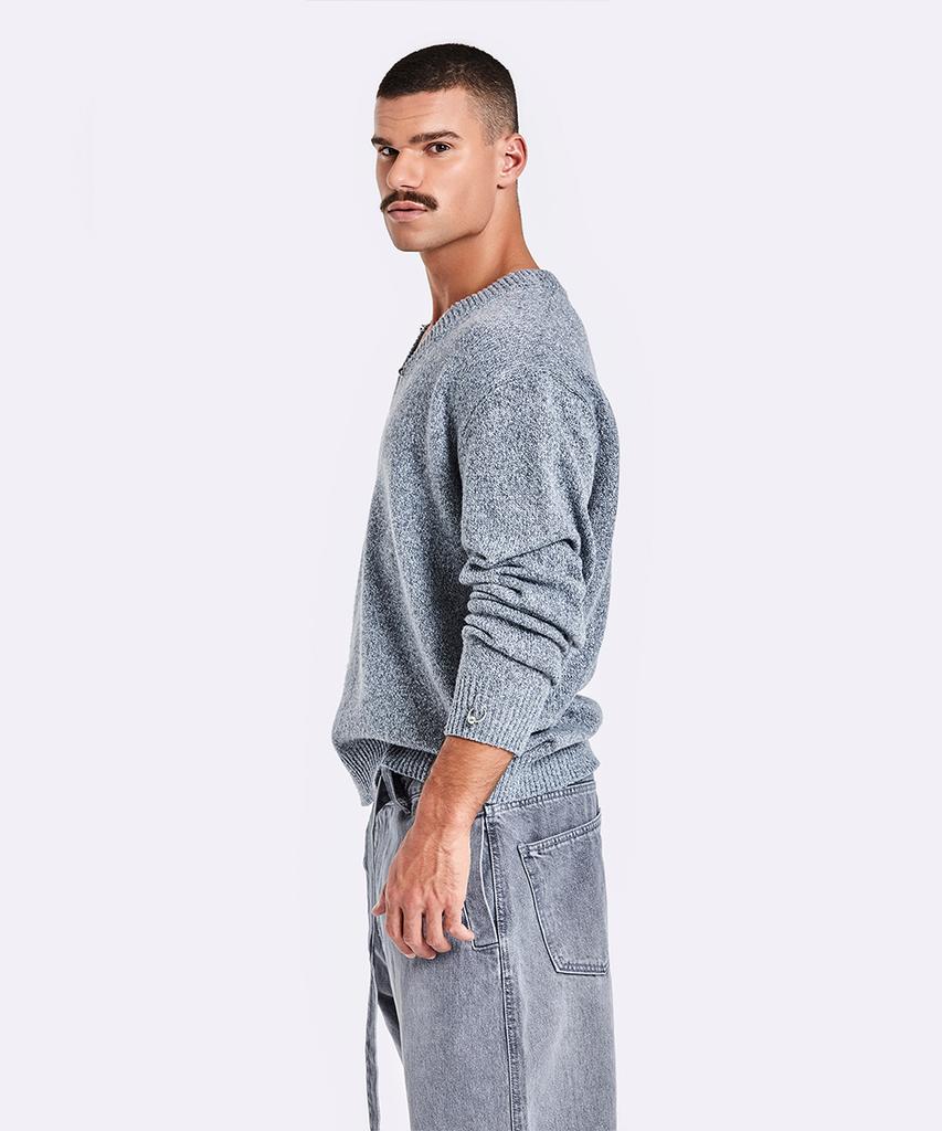 51Peosenteu Piercing V Neck Knit - Gray