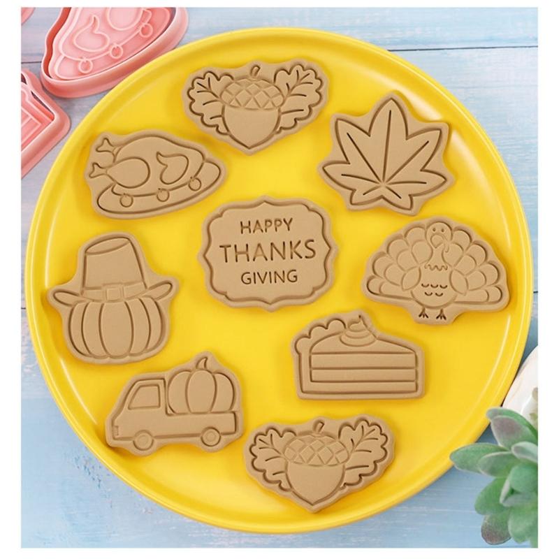 Set of 16 Thanksgiving Themed Cookie Cutters Plastic Material Biscuit Moulds Cookie Cutters Cookie Baking Accessories