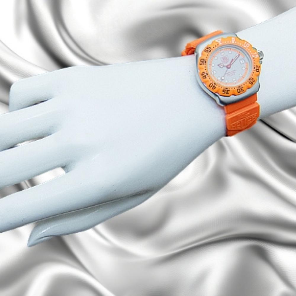 Tag Heuer PROFESSIONAL FORMULA 1 Ref.373.508 SS/Fiberglass Gray Dial Orange Ladies Quartz Box & Guarantee Used