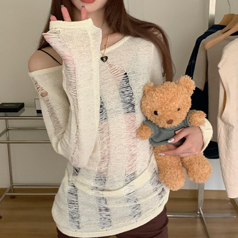 Thin Sweet and Spicy Off Shoulder Spring French Style Design with Long Sleeved Spicy Girl Knitted Sweater and Hollowed Out Top