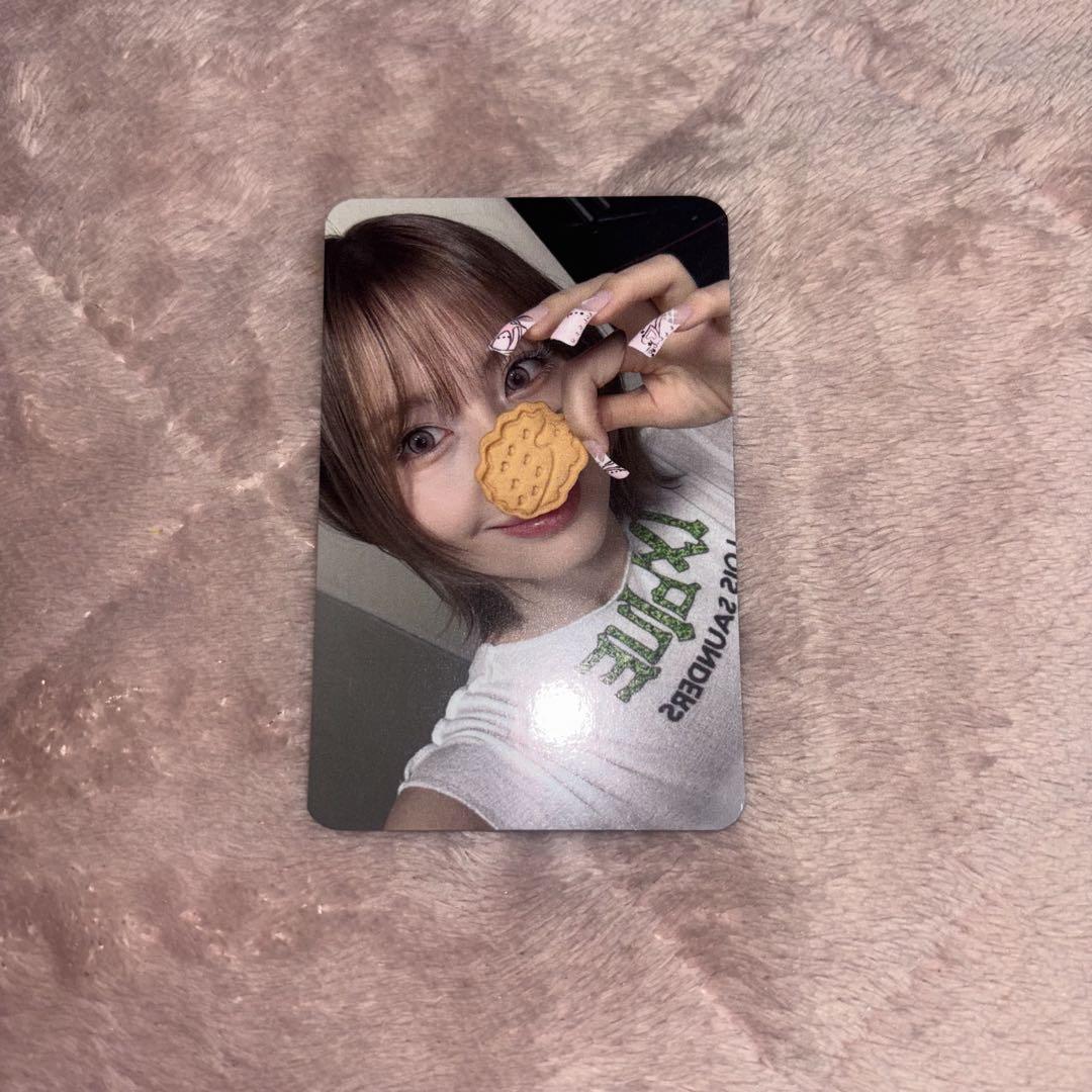 

[USED] TWICE Momo THIS IS FOR SOUNDWAVE Regular Edition