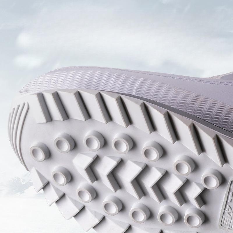 Winter Velvet Women's Snow Boots with Anti Slip and Warm Midsole Thick Cotton Boots with Anti Slip and Oversized Women's Cotton Shoes