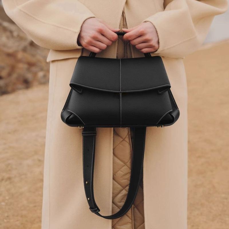 Women's Crossbody Bag, New Niche Handbag, High-end and Versatile Commuting Bag, Women's Simple and Large Capacity Handbag