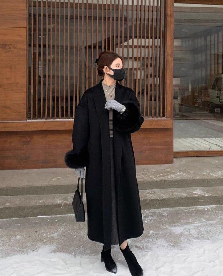 2024 Women's High-End Double-Faced Cashmere and Wool Coat with Fox Fur Sleeves