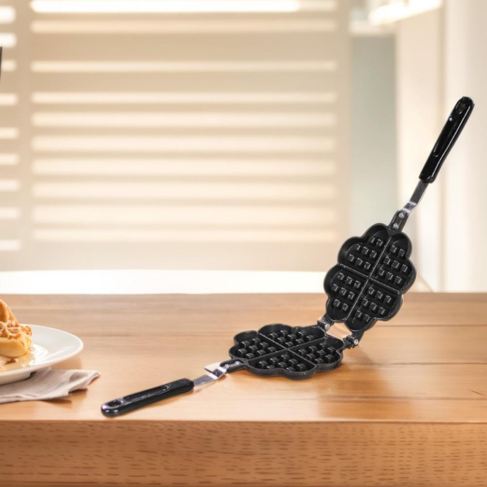 Antihaftbeschichtetes Mini-Waffeleisen aus Aluminiumlegierung für köstliche herzförmige Waffeln, Pfannkuchen und Eierkuchen zu Hause