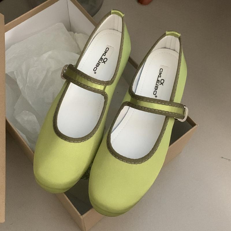 Comfort Satin Soft Sole Ladies Mary Jane Shoes Fashion Round Toe Shallow Women Flats Elegant Buckle Prom Designer Ballet Shoes