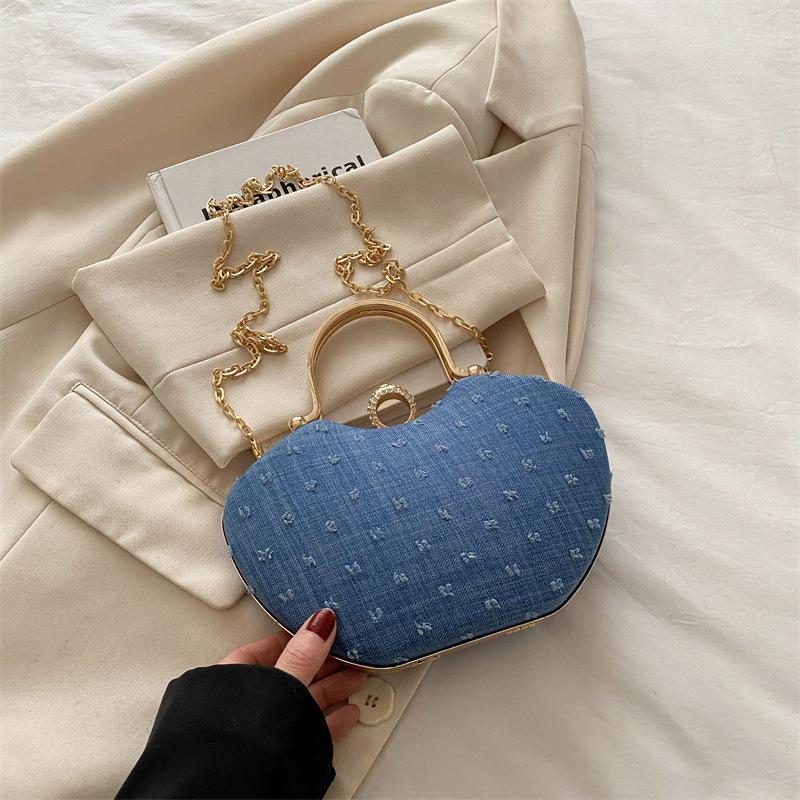 Simple Foreign Style Clip Bag 2025 Summer New Niche Chain Bag Popular Niche Messenger Bag Handbag This Year