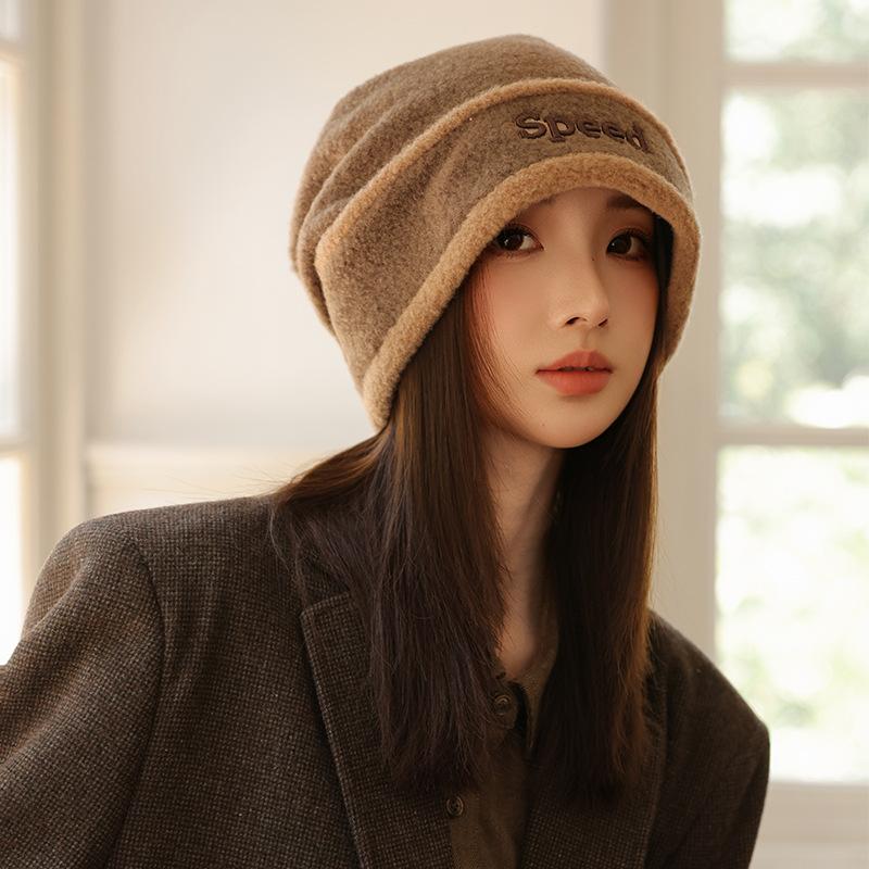 Autumn and winter hat women's big head circumference showing face small bucket hat versatile headgear outdoor warm and fleece stacking hat