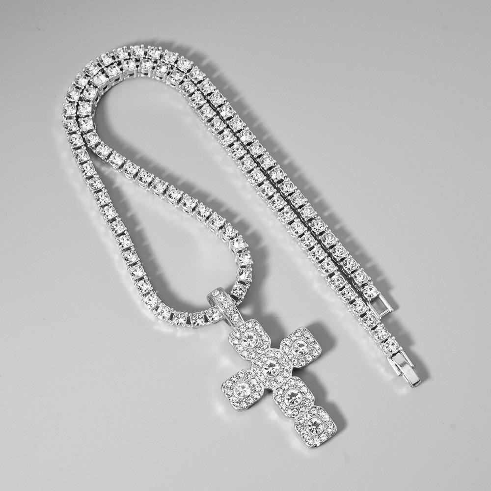 European-American Exaggerated Hip Hop Rhinestone Pendant Jewelry for Men & Women