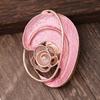 Heiß verkaufende emailierte geometrische Blume magnetische Brosche, modische kreative Blumenbrosche für Damen