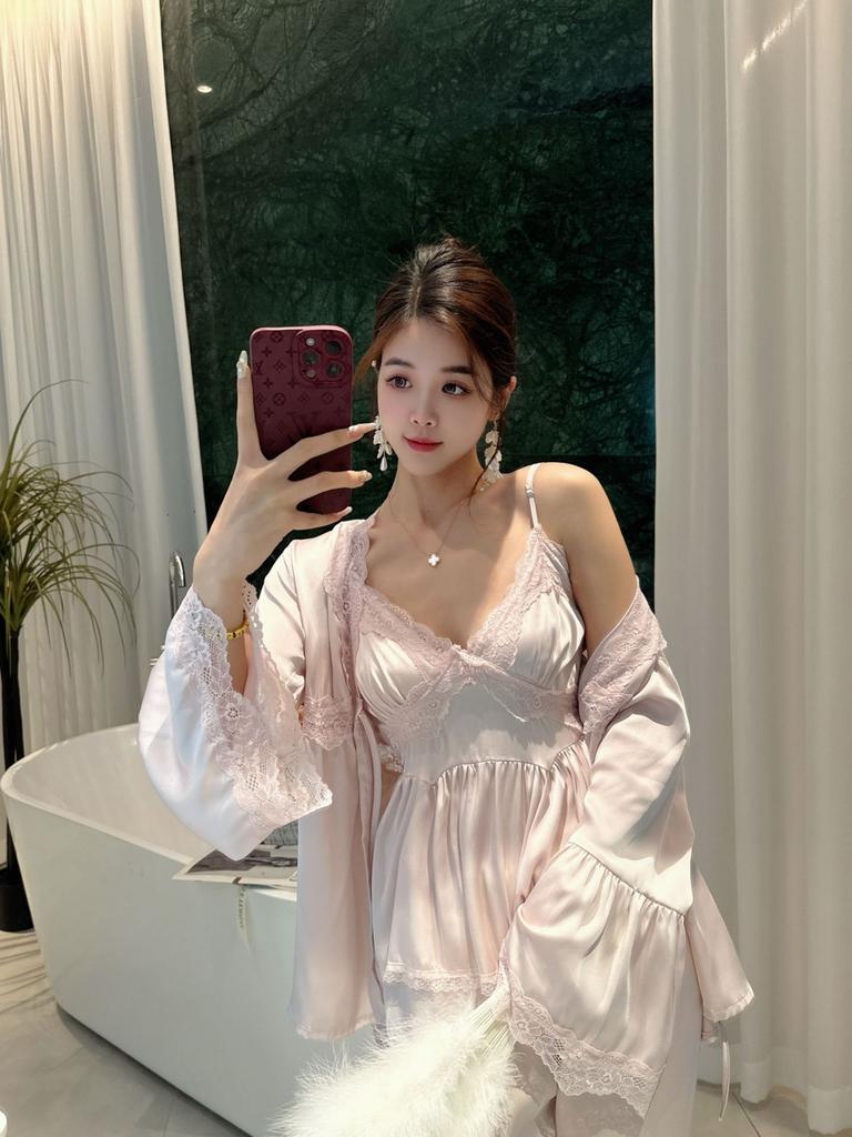 Zhao Ruth Internet Celebrity Three-piece Women's Spring Summer Ice Silk Pajamas Lace Sexy Suspenders Thin Pure Desire Trousers
