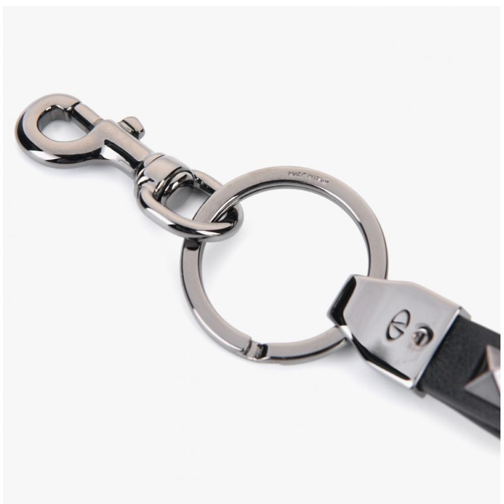Valentino 4y2P0550 Vh3 0no P0550 Vh3 0no Rockstud Keyring