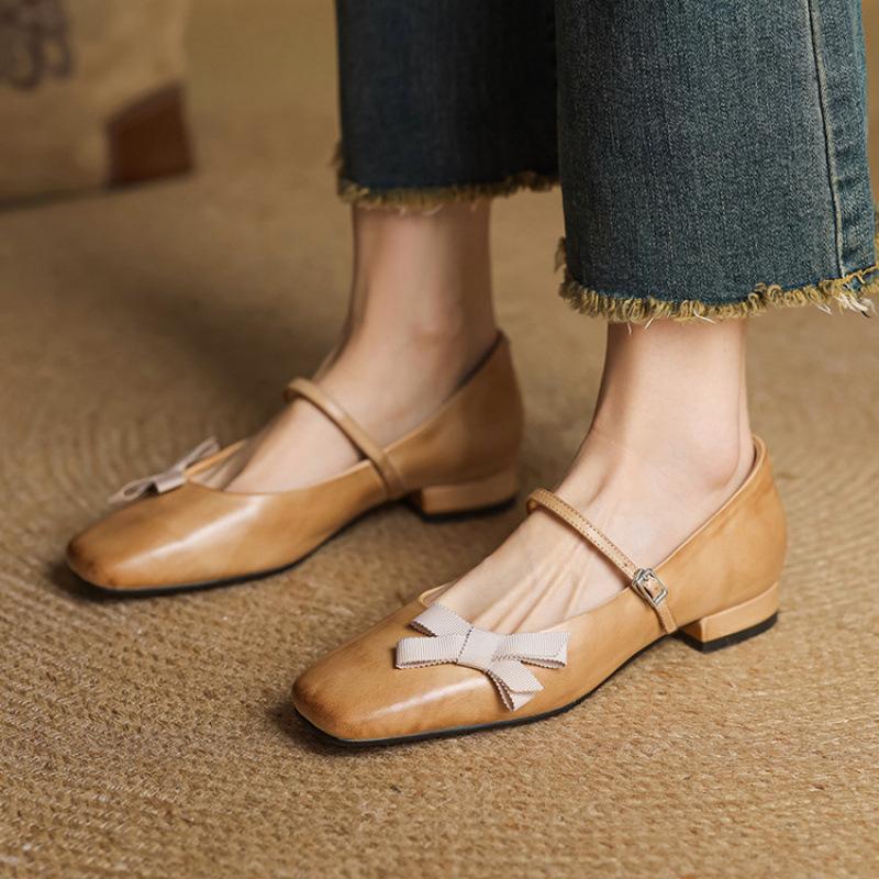 New Women's Fashion Single Shoes Square Head Comfortable Beef Tendon Sole Large Size Shoes Low Heel Casual Small Leather Shoes Wear Solid Color