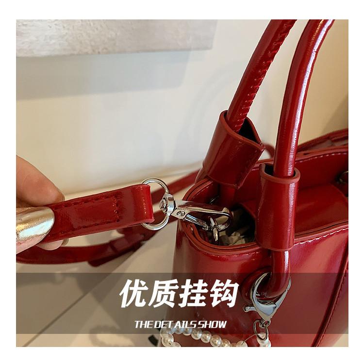Ielgy Ladies Red Handbag Ladies Small Bag 2024 New Style All-Match Fashion Bucket Bag High-End Texture Messenger Bag