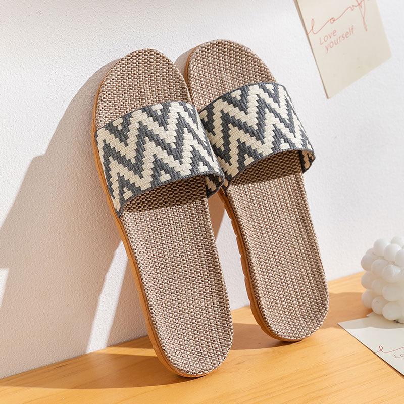 Linen Slippers Household Thick-soled Straw Weaving Men and Women Summer Cool Slippers Home Indoor Non-slip and Non-smelly Feet