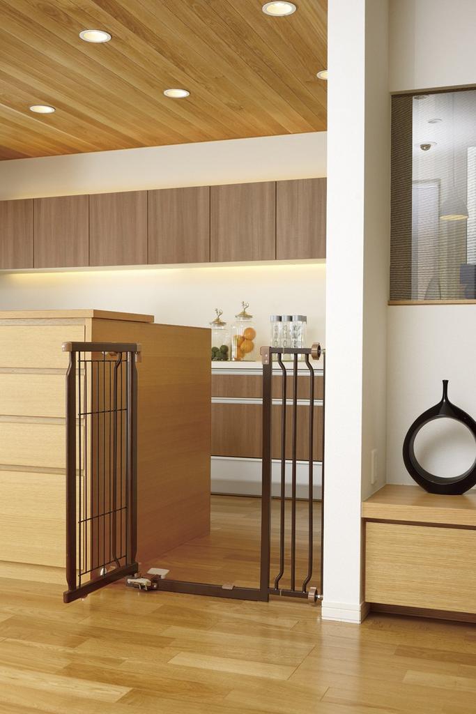 Richel Pet Ahşap Eller Serbest Kapı