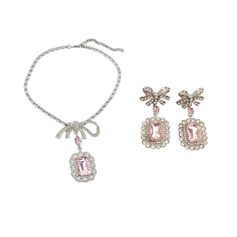 Elegant Square Crystal Pendant Necklace/Earring Chic Bowknot Jewelry Accessories Perfect for Daily Wear and Parties