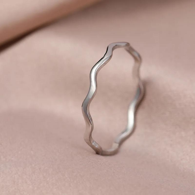 Wave Shaped Finger Ring for Women Simple Stylish Thin Rings Temperament Versatile Female Accessories Stackable Jewelry
