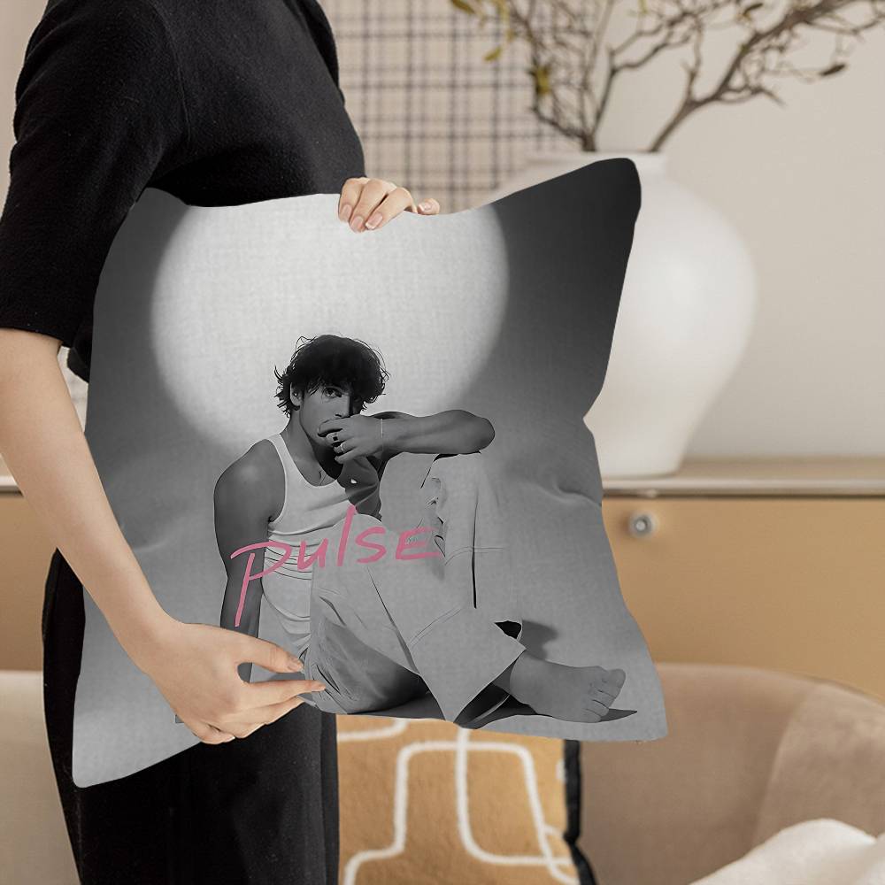 Popular Singer Benson Boone Maple Design Cushion Cover Happy Autumn Harvest Decor Holiday Decorati Pillow Cover