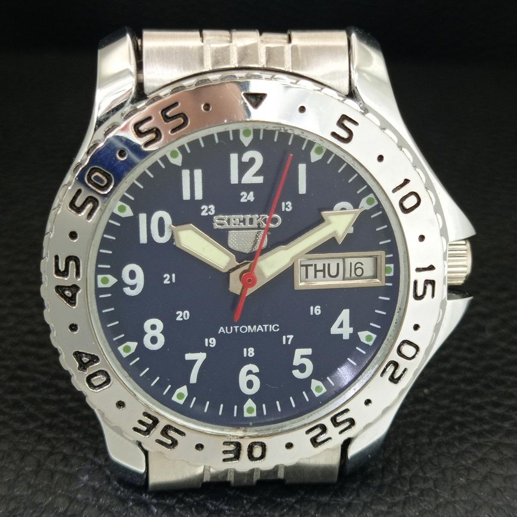 VINTAGE REFURBISHED SEIKO 5 AUTOMATIC JAPAN MENS BLUE COLOR DIAL WATCH a442113-4