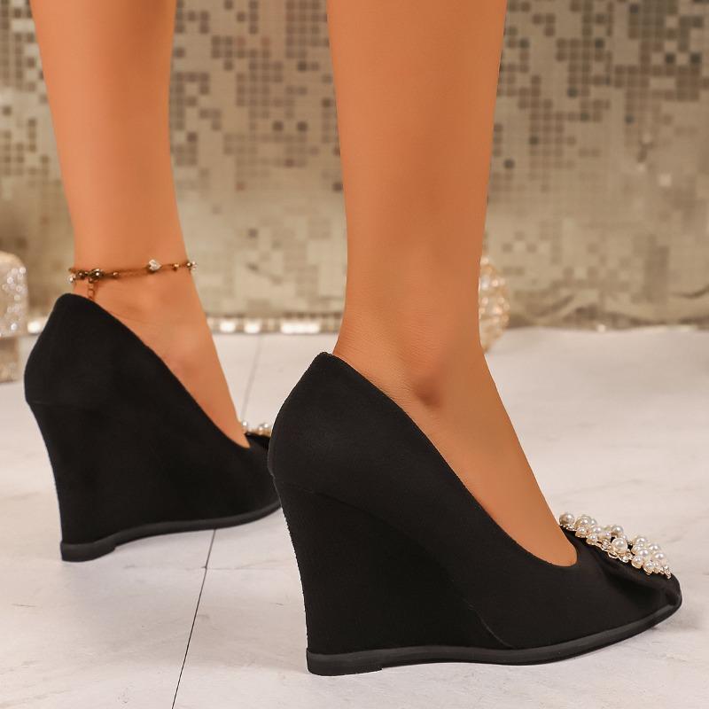 New Autumn Wedge Heel Shoes with Pointed Rhinestones and Square Buckle, Slip-on, Non-slip and Wear-resistant Low-top Shoes