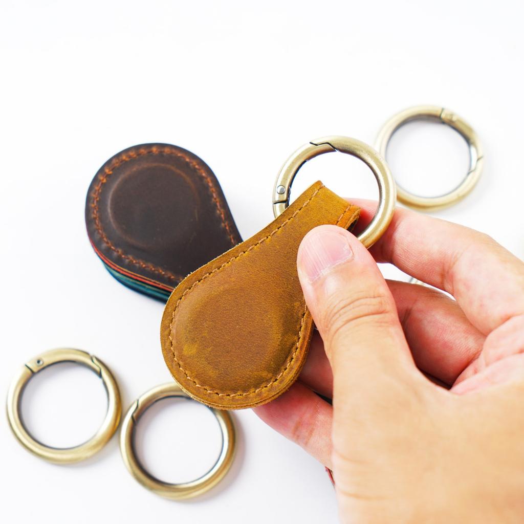 Leather Magnetic Bookmark Clip, Retro Magnet Book Markers Clips Pages Divider Paper Marker for Book Lover Readers Stationery