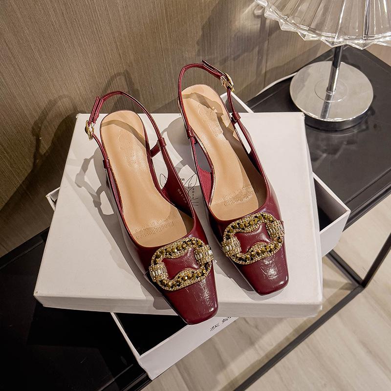 

Босоножки Баотоу женские летние на толстом каблуке 2025 новые с квадратным носком пустые туфли-лодочки французская пряжка на ремешке с красными высокими каблуками 34 бордовый