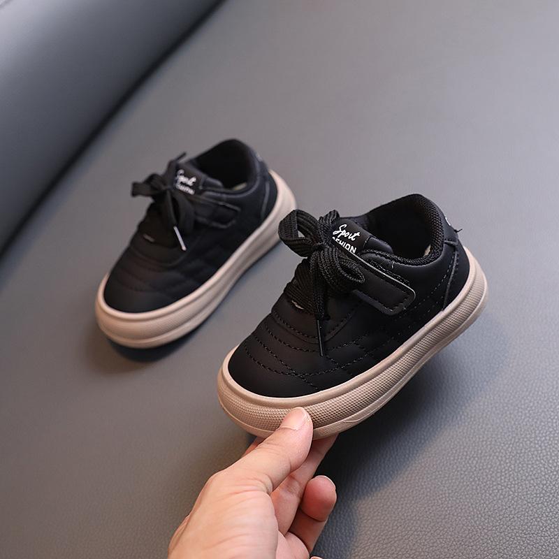 

Дитяче осінньо-зимове повсякденне взуття Модне парусинове взуття Спортивне взуття для хлопчиків і дівчаток Взуття проти ковзання 22 чорний