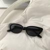 1PC INS niche, high-end retro versatile cat-eye pink sunglasses for women, sunscreen and face-enhancing small frame sunglasses