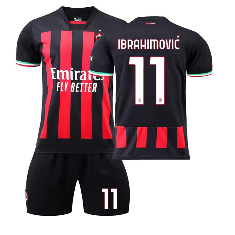 

Домашняя футболка AC Milan 2022-23 #11 Ибрагимович #9 Жиру #17 Леау #19 Тео Футбольные майки 20