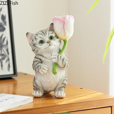 Niedliche Blumenstrauß-Katzenstatue, kreatives Simulationstier-Ornament, Kinderzimmer-Tischdekoration, Heimdekoration aus Kunstharz
