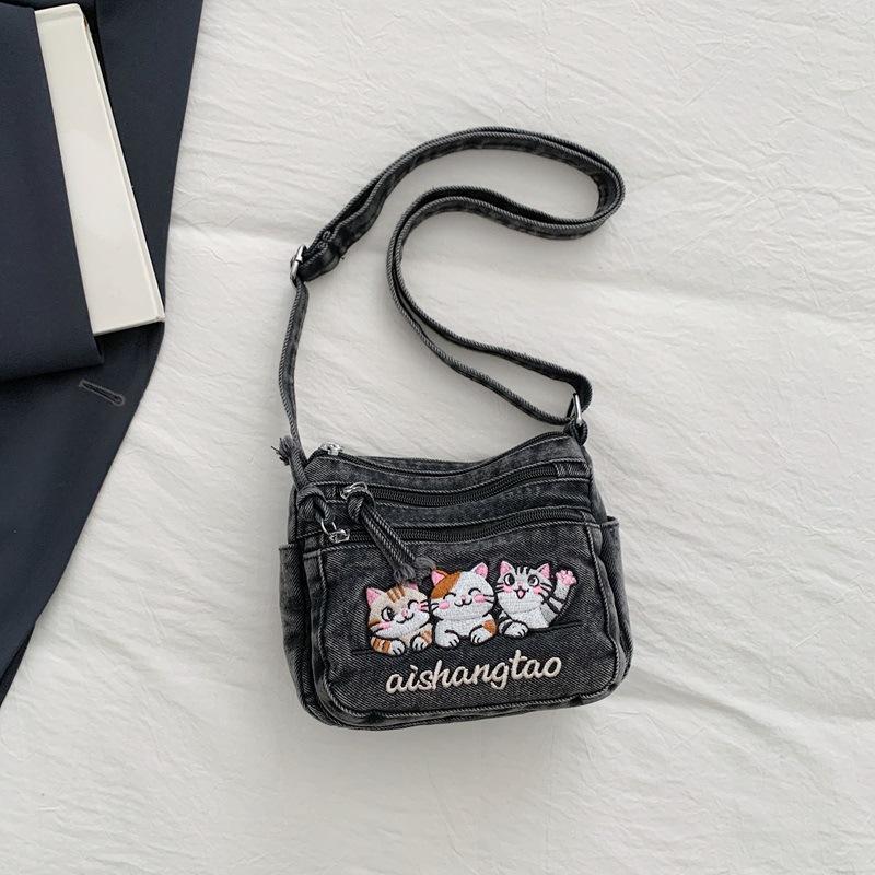 Borsa a tracolla gatto ricamato stile coreano carina Borsa a sacchetto in denim lavato per donne Styling quotidiano Casual Minimalista Borsa a spalla