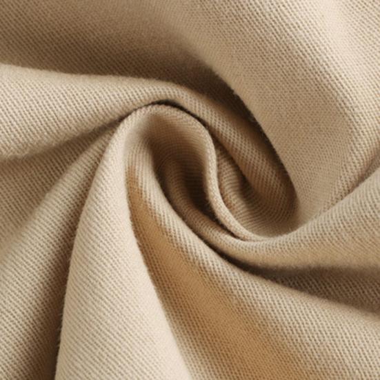 Dámská ležérní sukně s elastickým vysokým pasem a áčkovým lemem, jednobarevné knoflíky, ozdobné kapsy, midi sukně