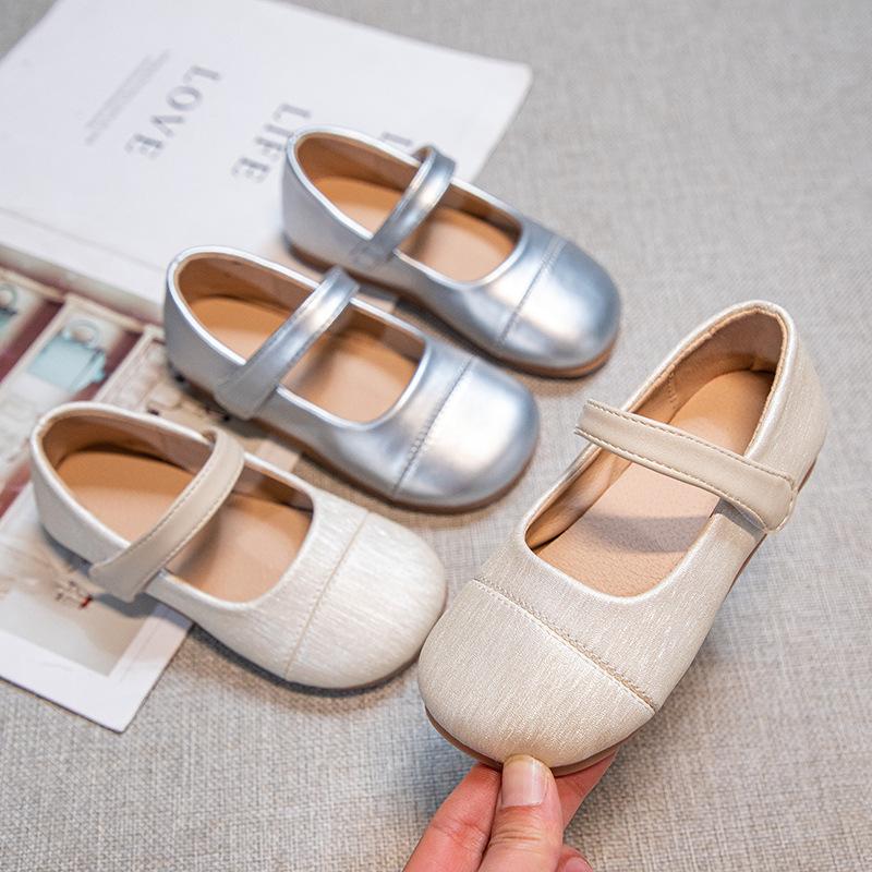 Girls' leather shoes, new spring model, children's shoes with soft soles, princess shoes for girls, trendy and stylish single shoes for spring and