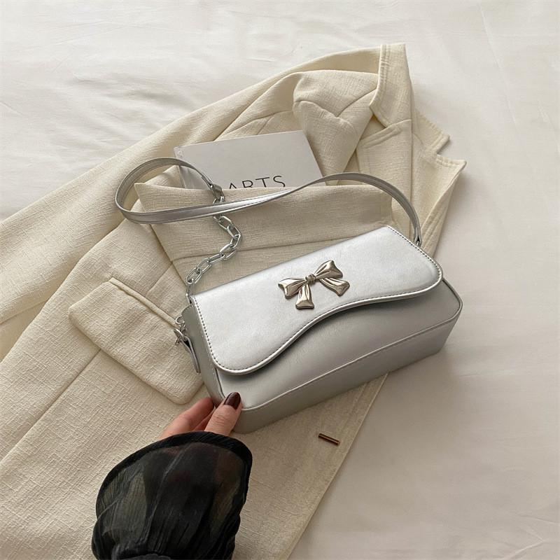 Sac à bandoulière papillon élégant grande capacité design d'été chic avec bandoulière chaîne