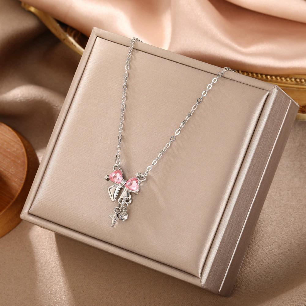 Fashion Fairy Pink Crystal Bow Knot Pendant Necklaces Y2K Girls Sweet Rhinestone Heart Clavicle Chain Women Jewelry Gifts