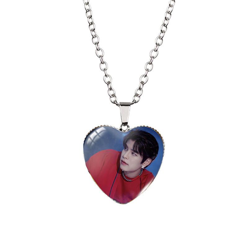 Stray Kids Heart Shaped Time Gem Pendant Necklace For Trendy Boys With Regular Chain