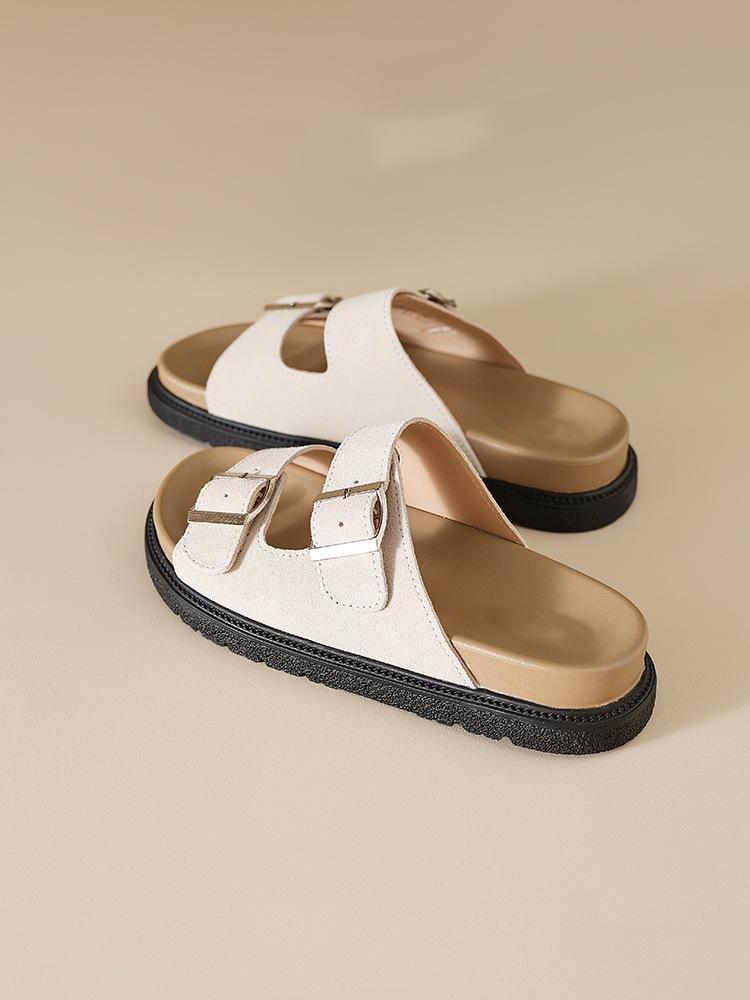 Thick-soled cool slippers women's shoes summer wear 2025 new popular Boken foreign trade stepping on shit feeling beach one-word drag