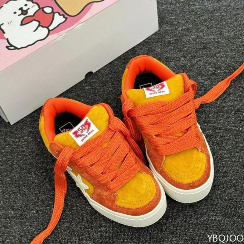 Spring Autumn New Orange Red Star Skateboarding Shoes for Female Niche Retro Youthful Design Simple Comfortable Sports Shoes