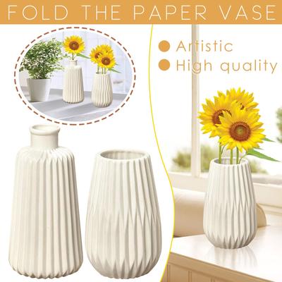 Le vase en papier plié en spirale est parfait pour la décoration de votre maison