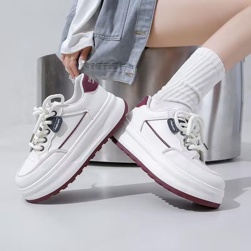 High-value dad shoes ins trendy autumn and winter new heightening and lightweight sports dad shoes
