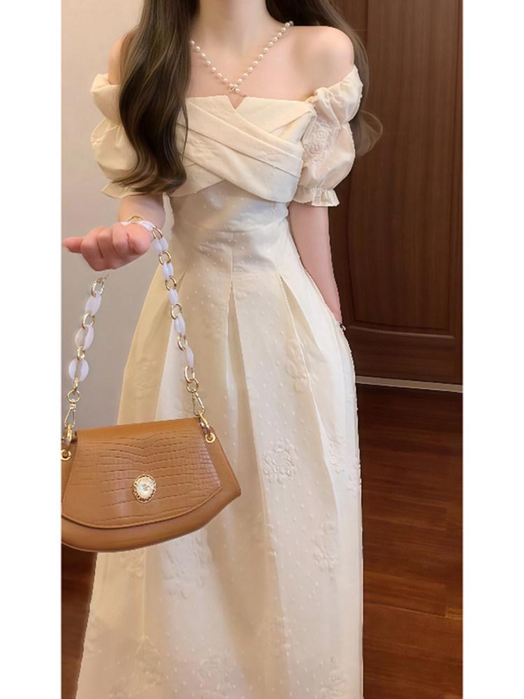 

Elegant One-Shoulder French Square Neck Princess Gown with Cinched Waist & Puff Sleeves - Summer 2025 XL [Recommended 120-140 lbs]